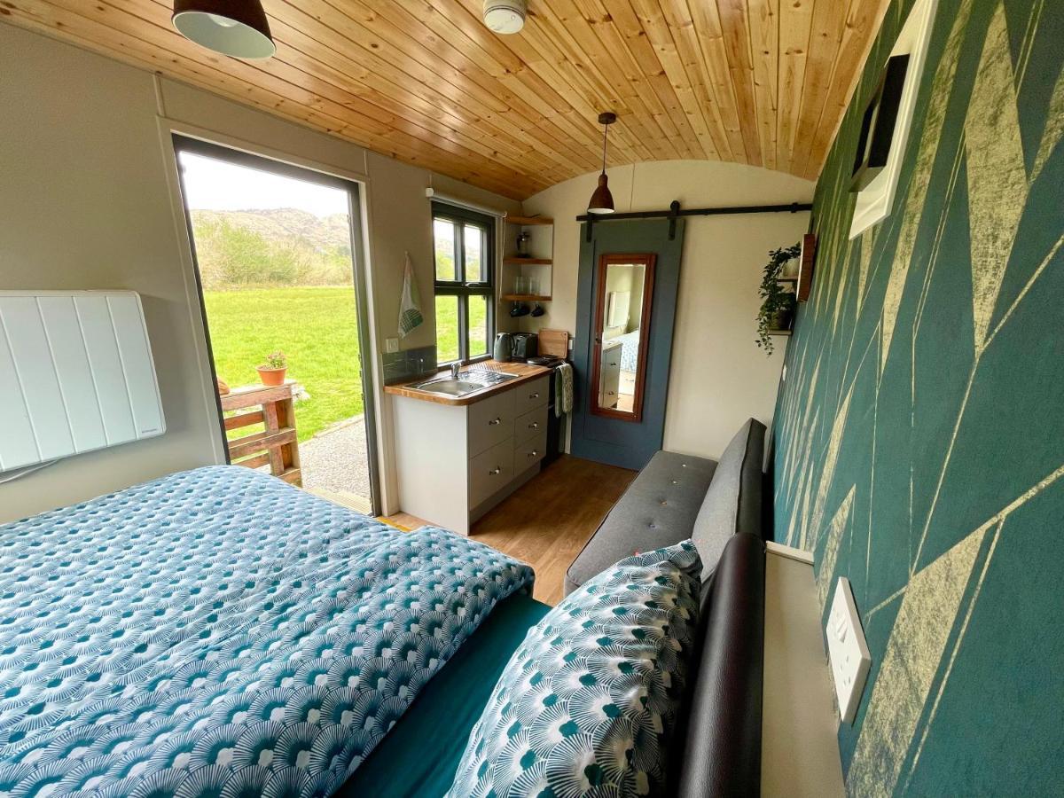 Stepping Stones Glamping Little Red Hotel Bantry Kültér fotó
