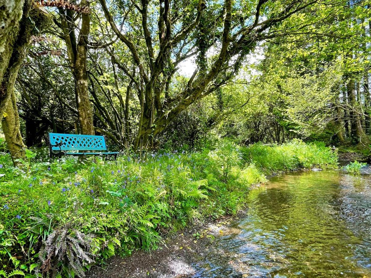 Stepping Stones Glamping Little Red Hotel Bantry Kültér fotó
