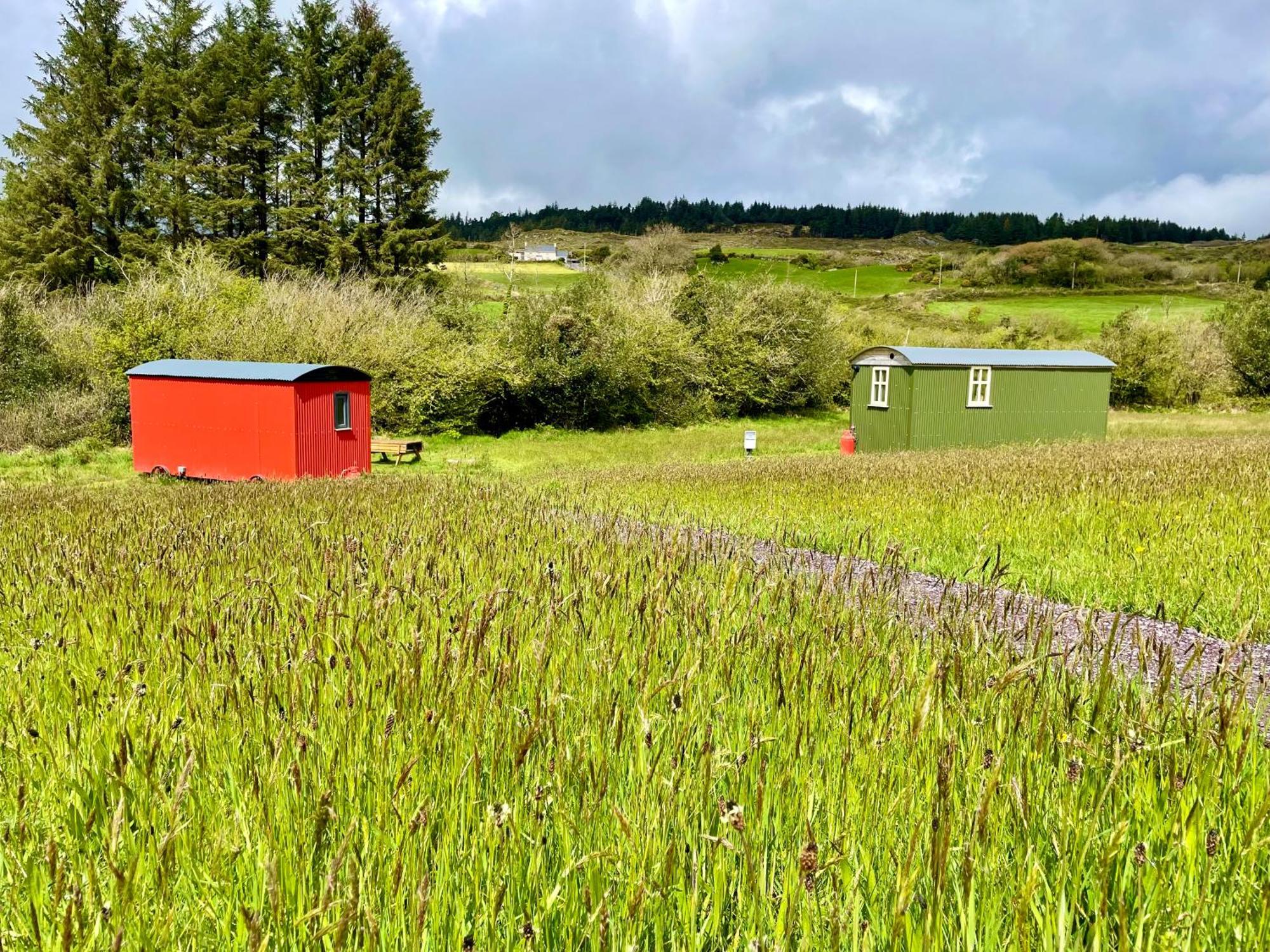 Stepping Stones Glamping Little Red Hotel Bantry Kültér fotó